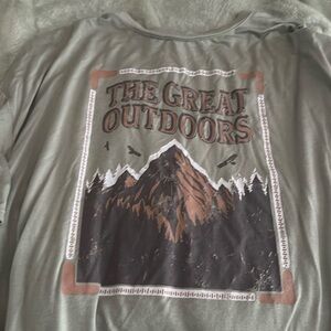 Chit Chat girls size large The Great Outdoors tee shirt